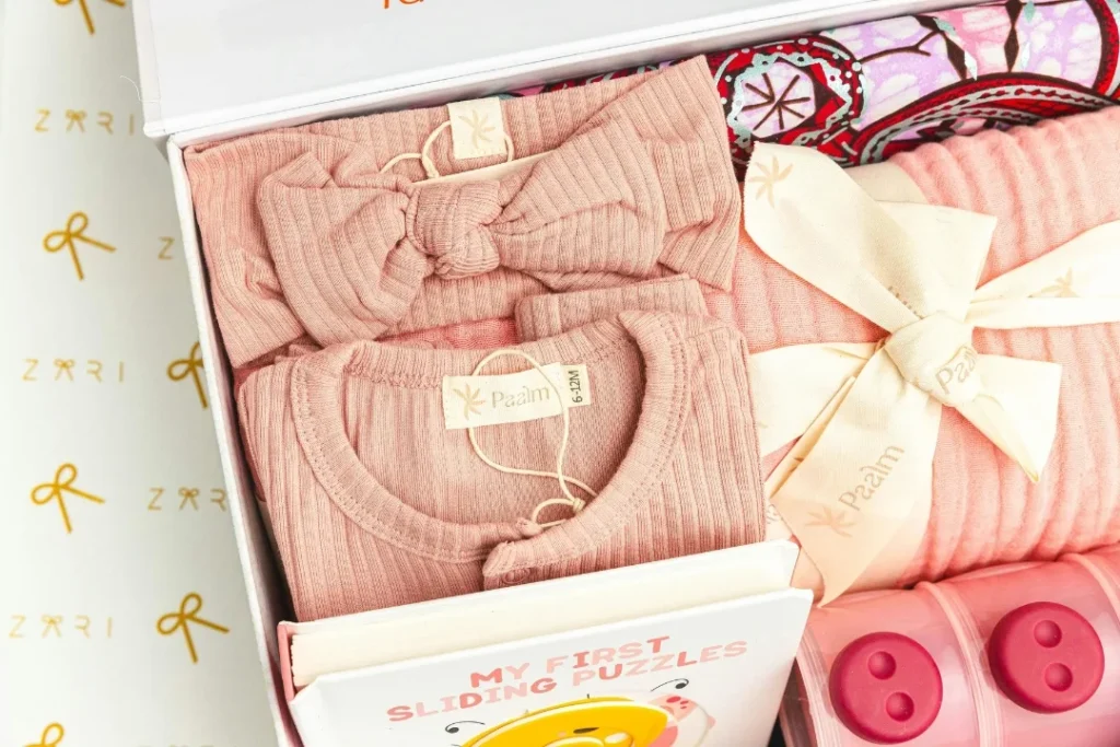 monthly baby clothing box