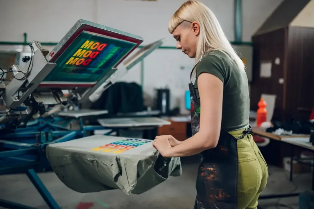 What Is Screen Printing in Pakistan Durable Prints by Rijiz.